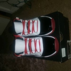 Air Jordan retro 11